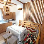 Holiday home будиночок для щастя